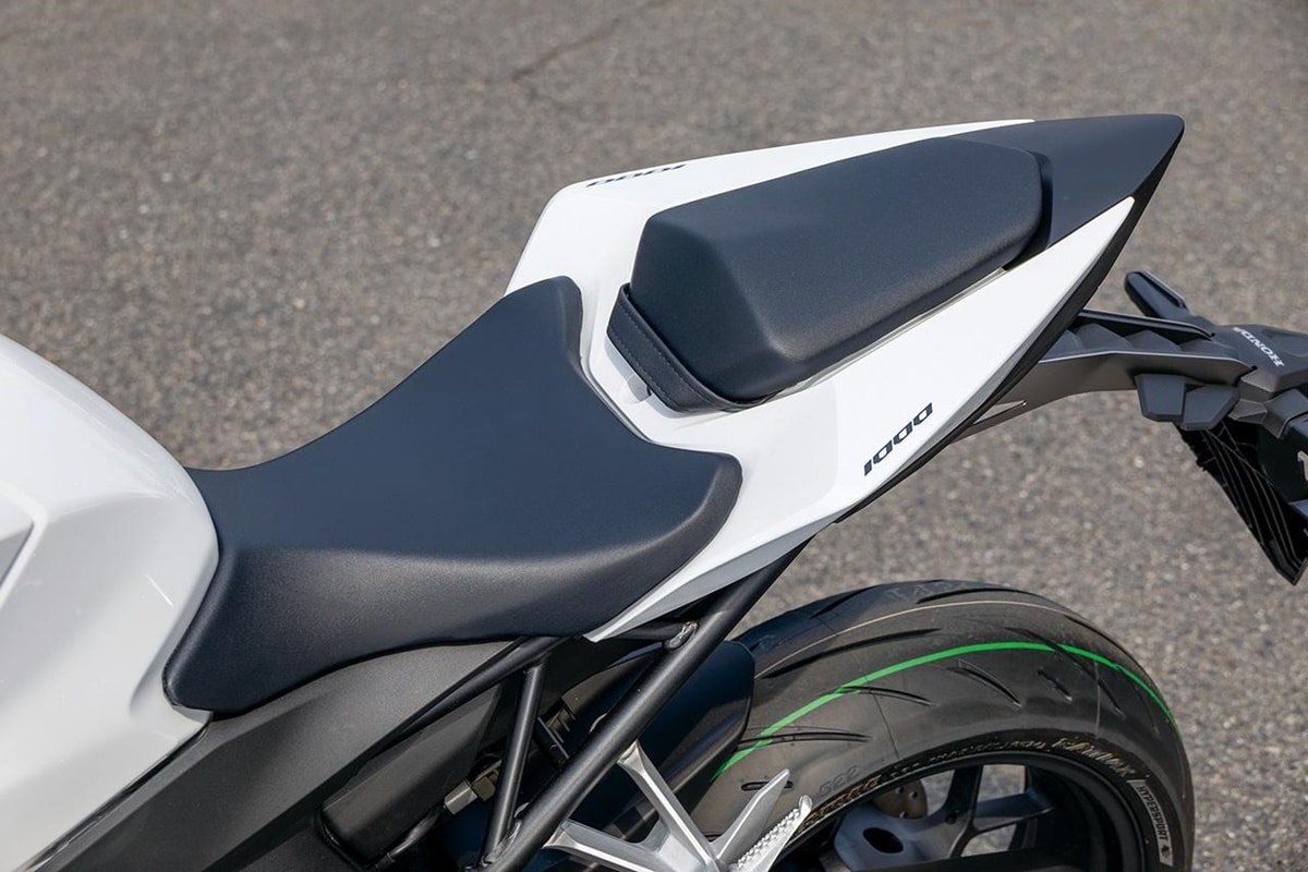 Honda CB1000 Hornet 2024: Nuevos detalles antes de su lanzamiento oficial