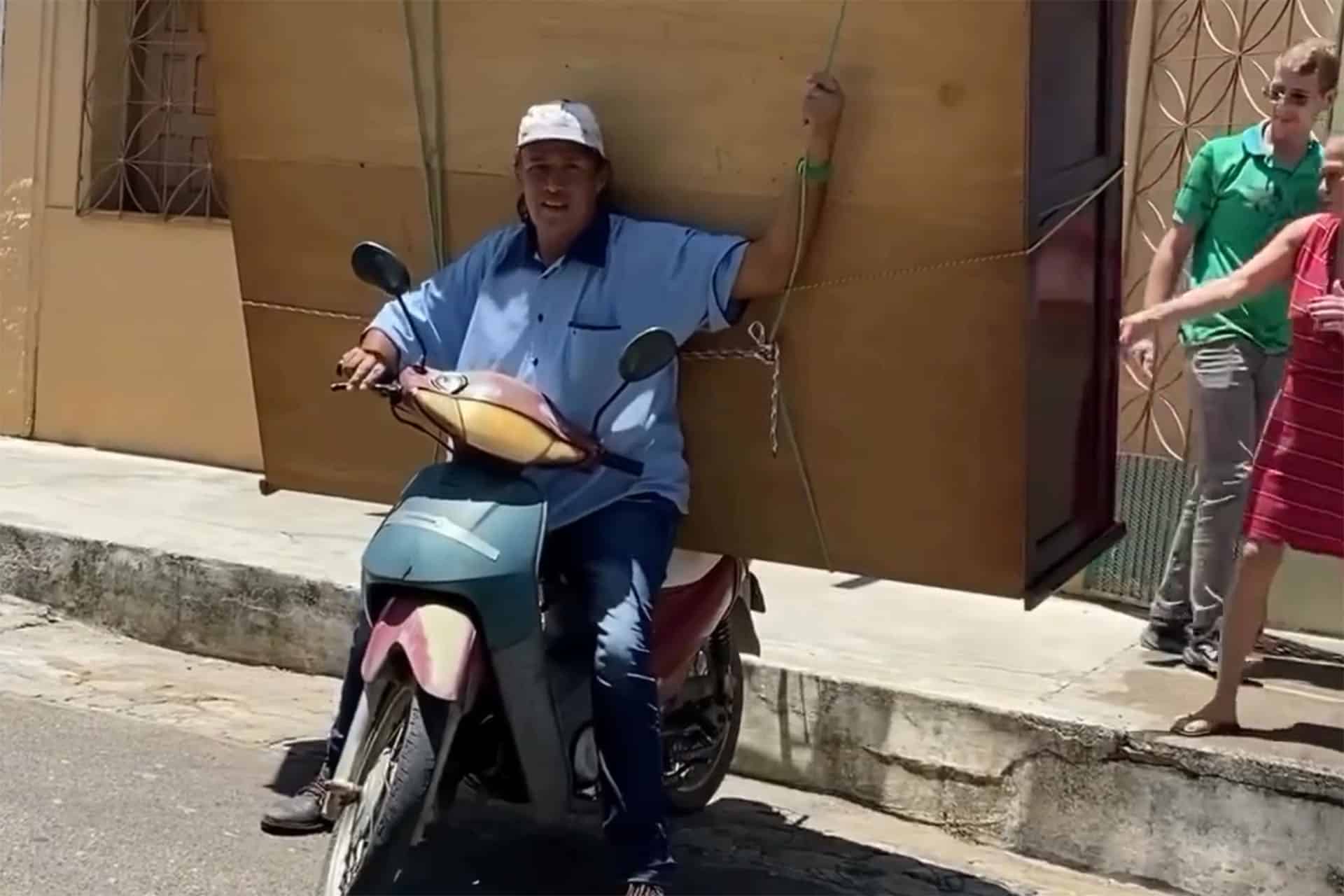 En sus ojos se puede ver que él tampoco estaba muy convencido…
