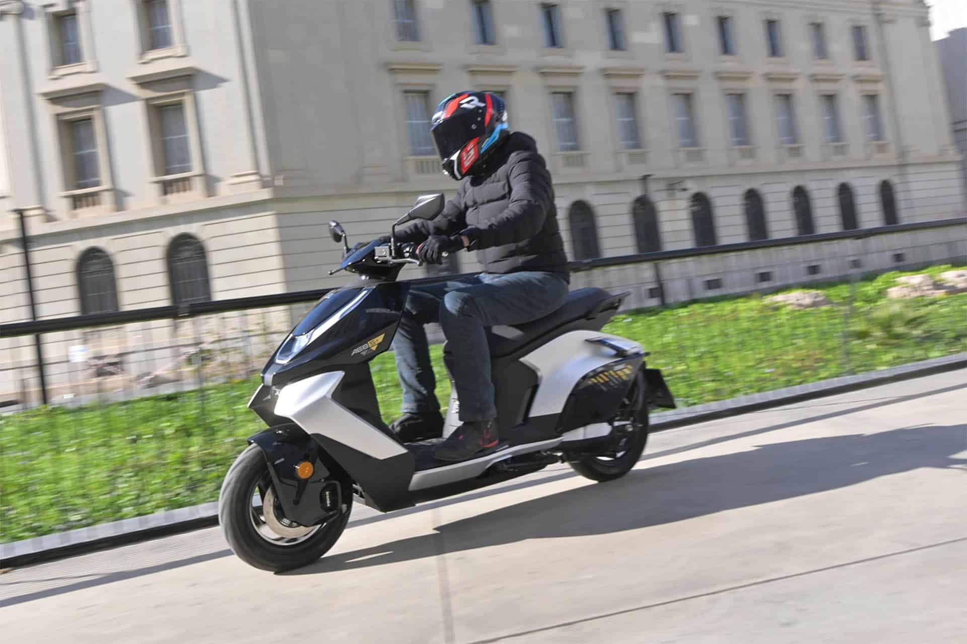 Llegan de la mano de CFMoto, pues son su parte eléctrica