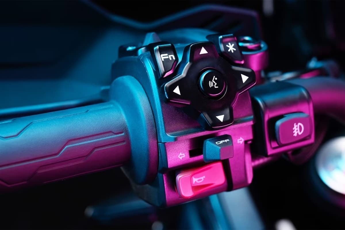 Oficialmente, la nueva 800 MT-X de CFMoto ya está registrada en China