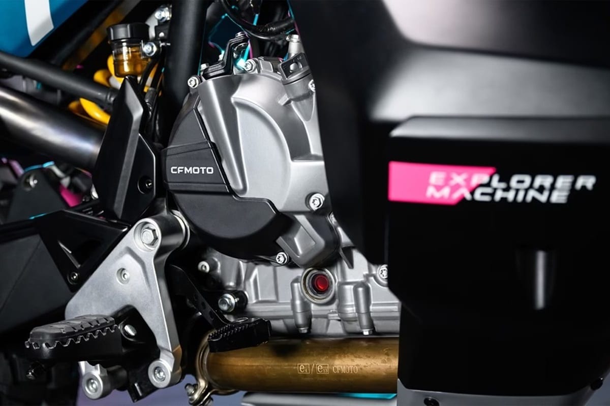 Oficialmente, la nueva 800 MT-X de CFMoto ya está registrada en China