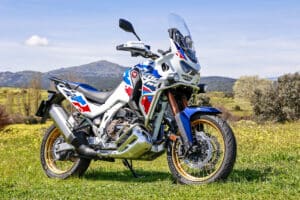 Comparativa Honda Africa Twin Adventure Sports DCT vs BMW R 1300 GS