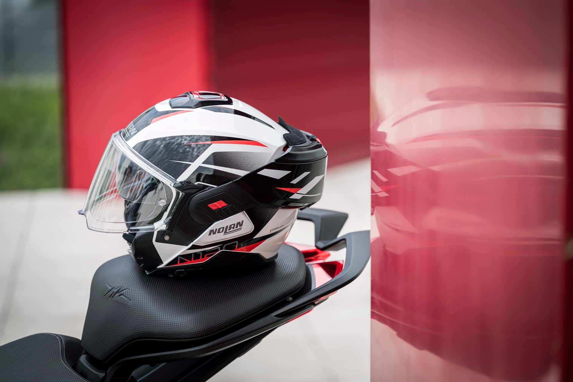 N120-1, el primer y exclusivo casco modular de Nolan