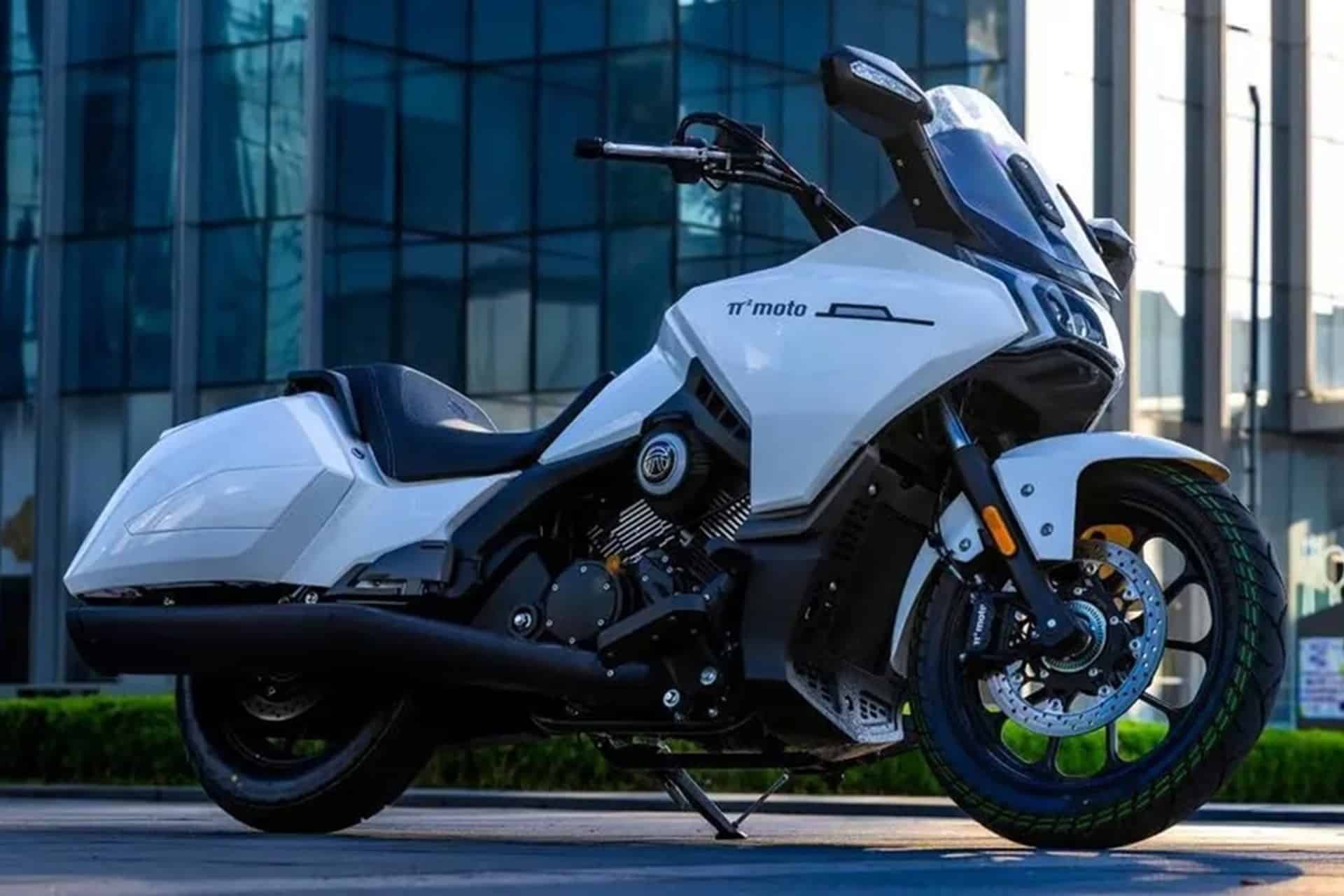 PFMoto presenta las nuevas versiones 4 y 6 de su Starship, una copia china a escala de la Honda Gold Wing
