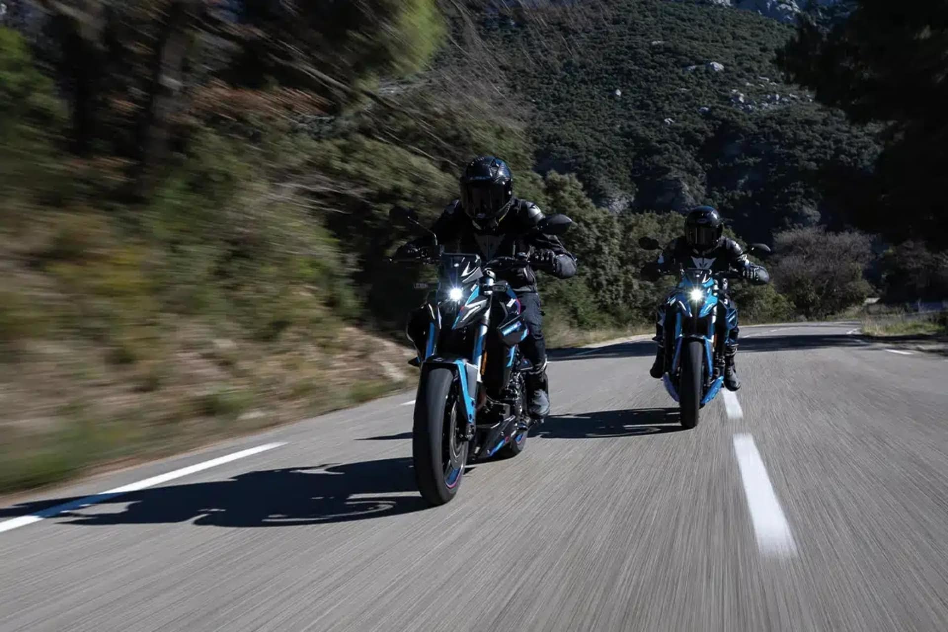 Suzuki GSX-8S Team Suzuki