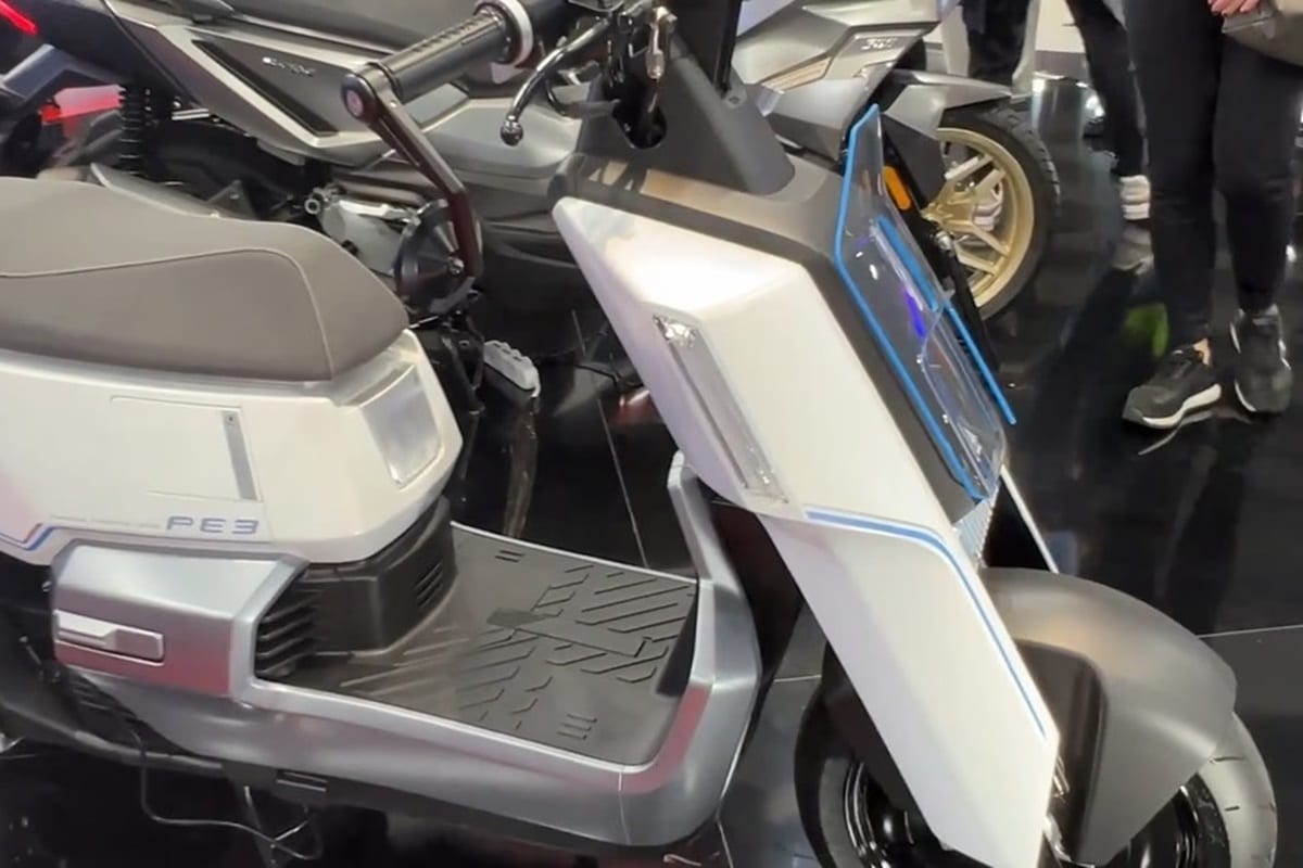 El concept híbrido PE 3 de SYM anuncia una autonomía de hasta 300 kilómetros