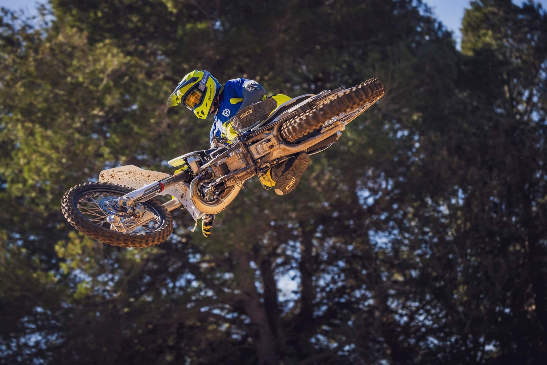 Las nuevas TC 150 Y TC 300 llegan para ampliar la gama MX 2025 de Husqvarna