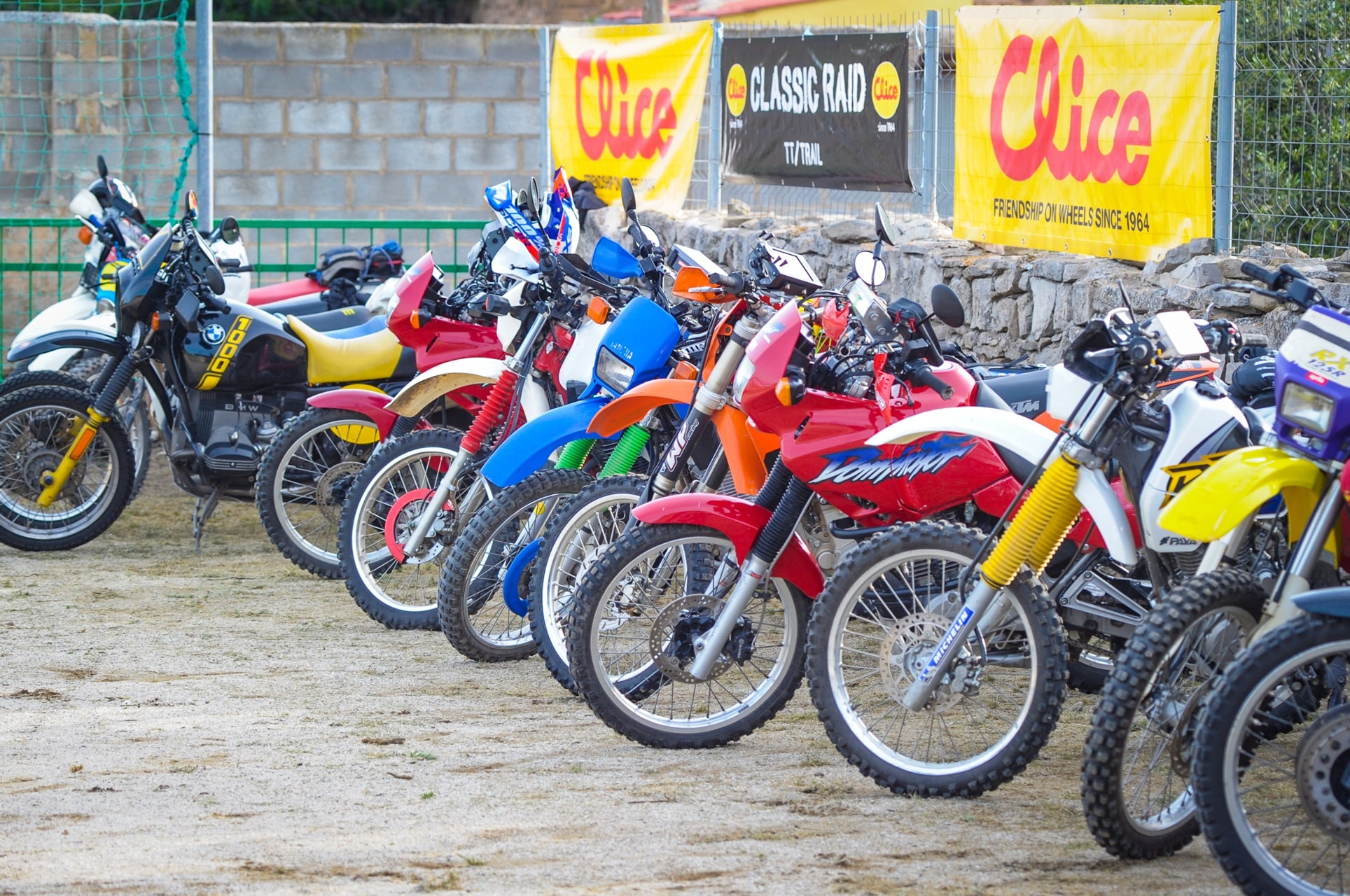 Motos de enduro y trail "Old School" vuelven a brillar en el Classic Raid TT/Trail 2024