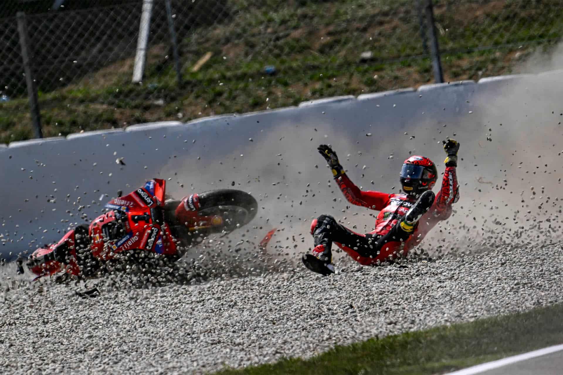 El fallo de Bagnaia le privó de un doblete y le quitó la oportunidad de recortar puntos a Martín