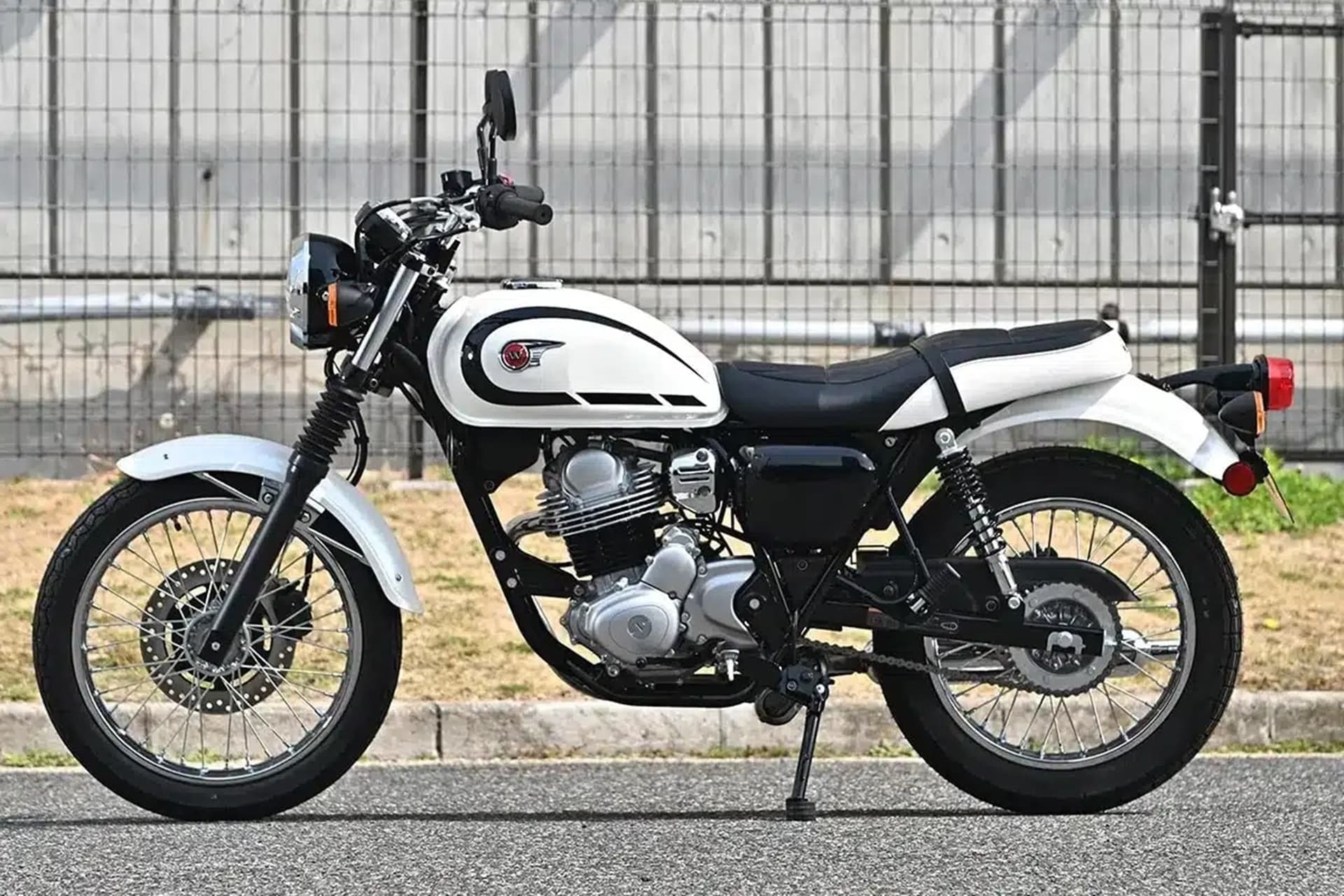 Confirmado, la Kawasaki W 230 llegará a Europa la próxima temporada