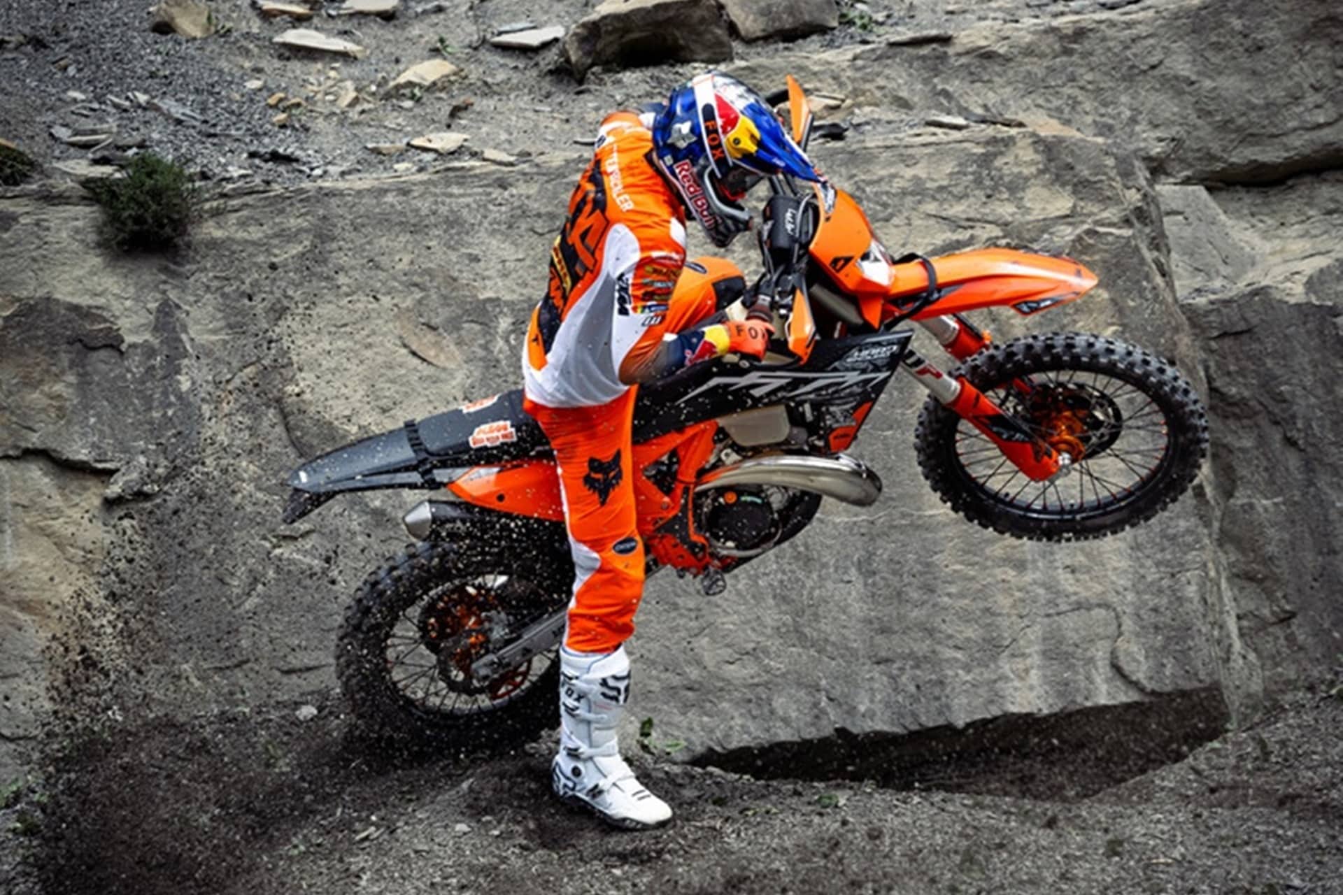 KTM 300 EXC Hardenduro 2025: Diseñada para ofrecer el pack Offroad definitivo