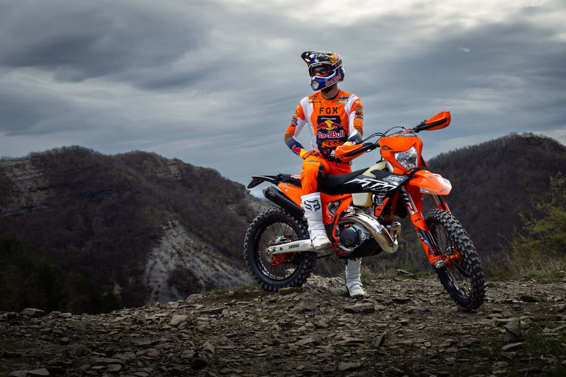 KTM 300 EXC Hardenduro 2025: Diseñada para ofrecer el pack Offroad definitivo