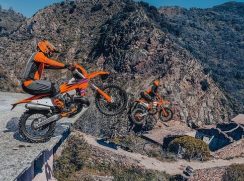 KTM dejará de fabricar una de sus gamas míticas, la de dos tiempos