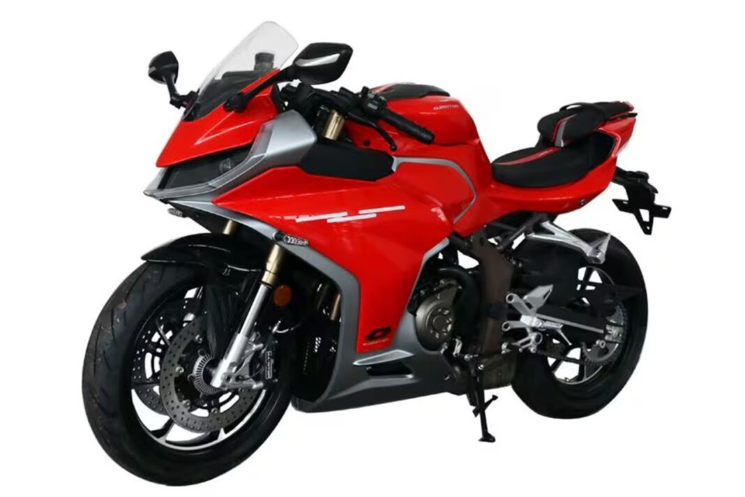 SRK400RR, la deportiva ligera con la QJMotor pretende asaltar la categoría