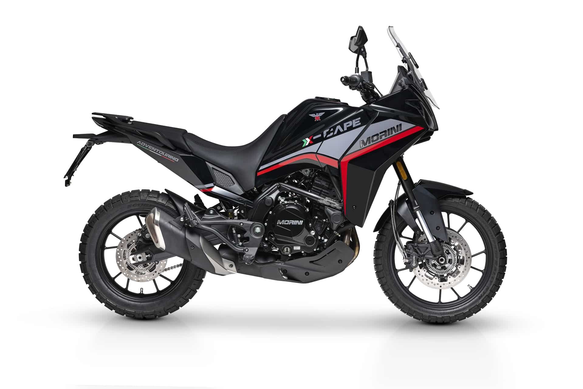 Equipa al máximo tu Moto Morini X-Cape para este verano 2024