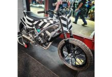 Flat Track 450, la nueva montura de Royal Enfield derivada de la actual Himalayan 2024