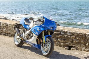 Yamaha exhibe en Wheels and Waves 2024 las 8 preparaciones de XSR900 GP del proyecto "Back to the Paddock"
