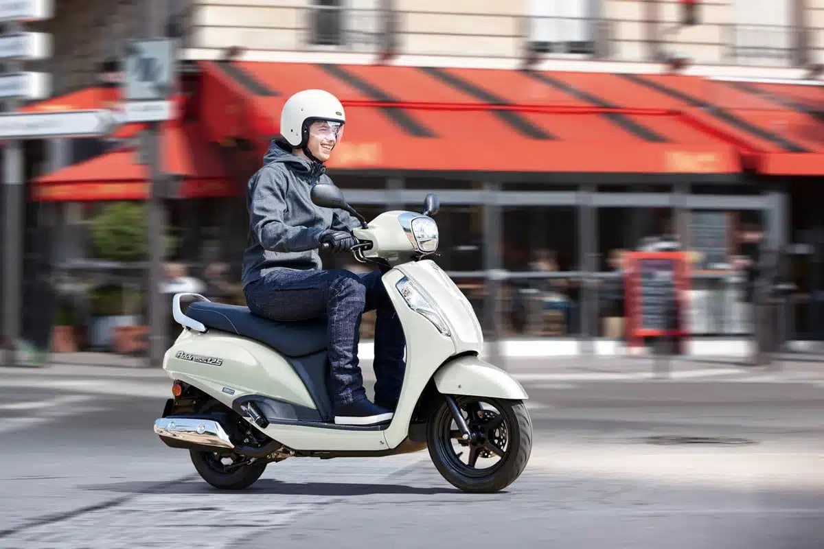 Suzuki amplía la garantía de sus motocicletas hasta los 8 años