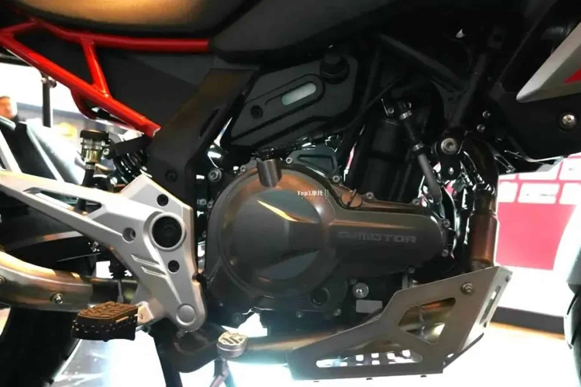 QJMotor SRT 600: La nueva apuesta de la firma china para los amantes del ADV de media cilindrada