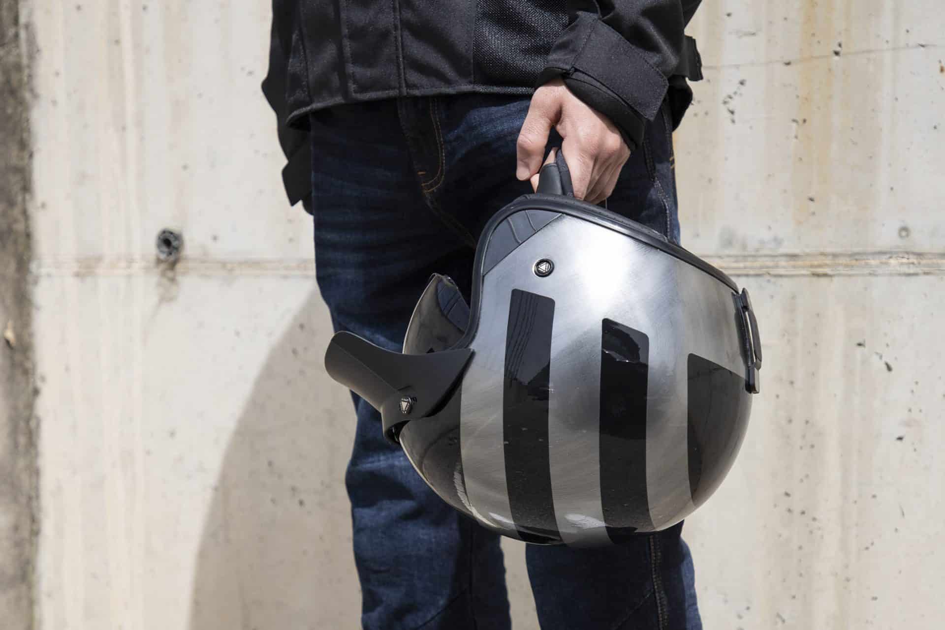 Casco jet de LS2