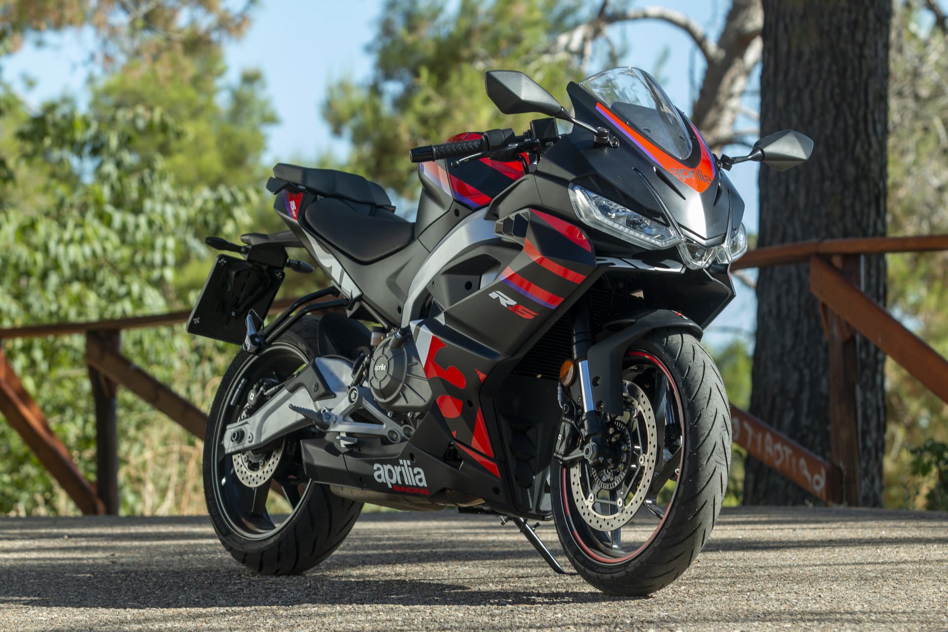 Prueba Aprilia RS 457