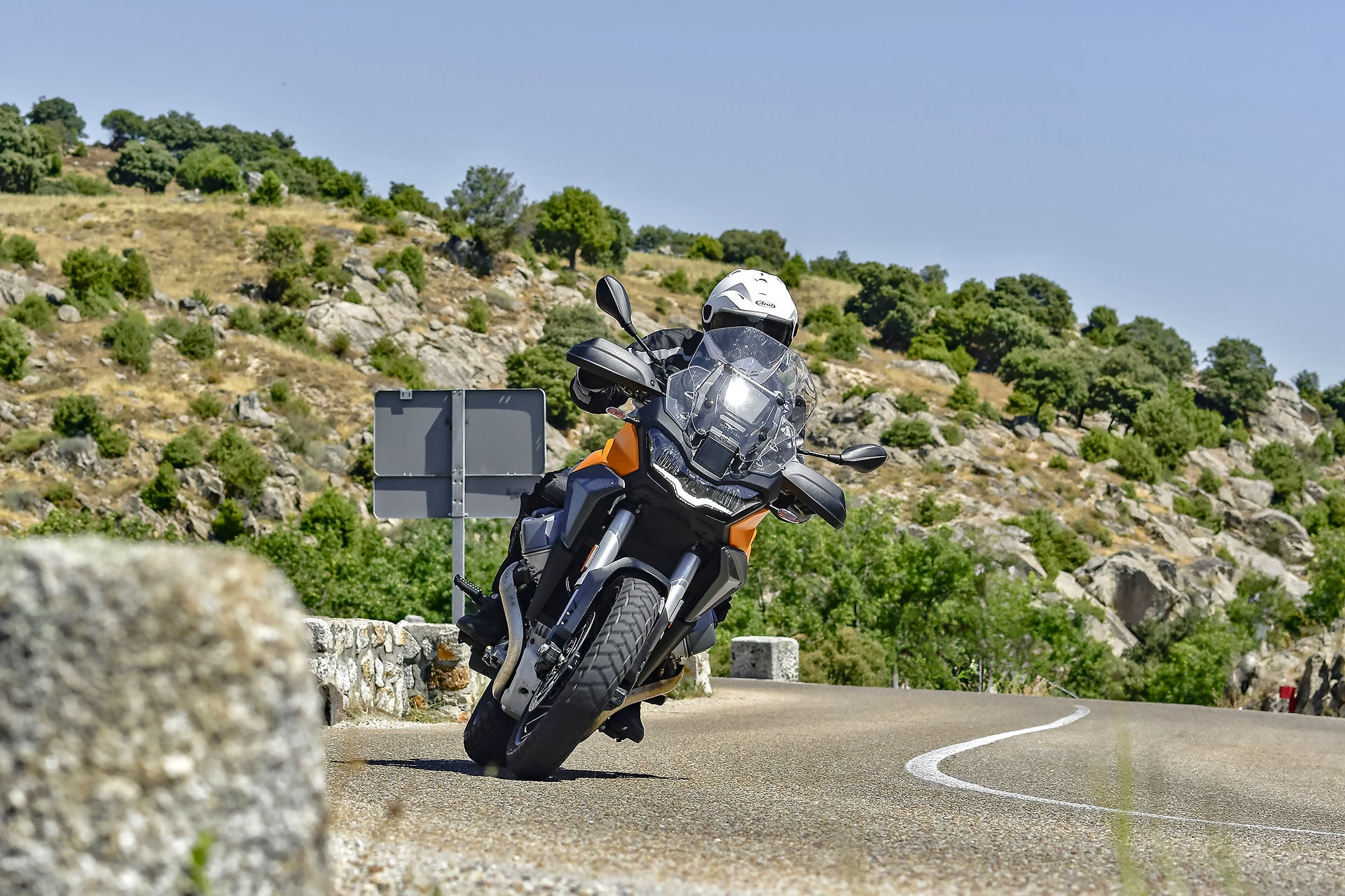 Prueba Moto Guzzi Stelvio 1200