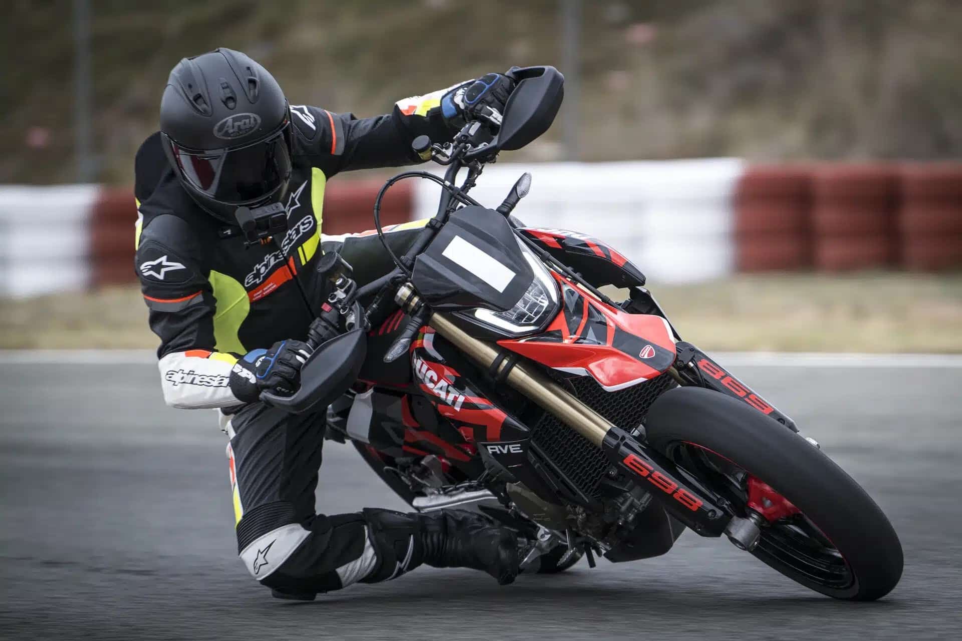 Ducati Hypermotard 698 Mono