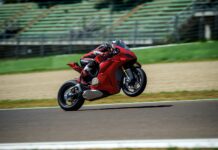 Ducati Panigale V4 2025