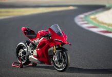 Ducati Panigale V4 2025