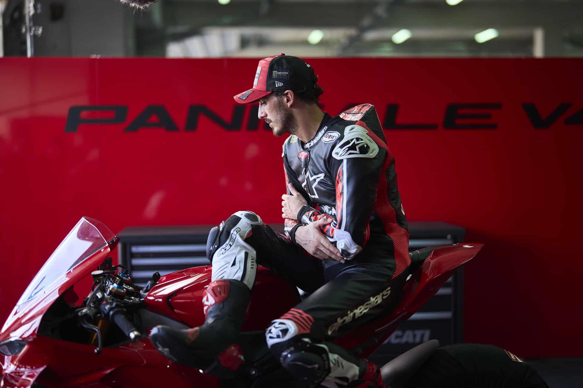 Ducati Panigale V4 2025