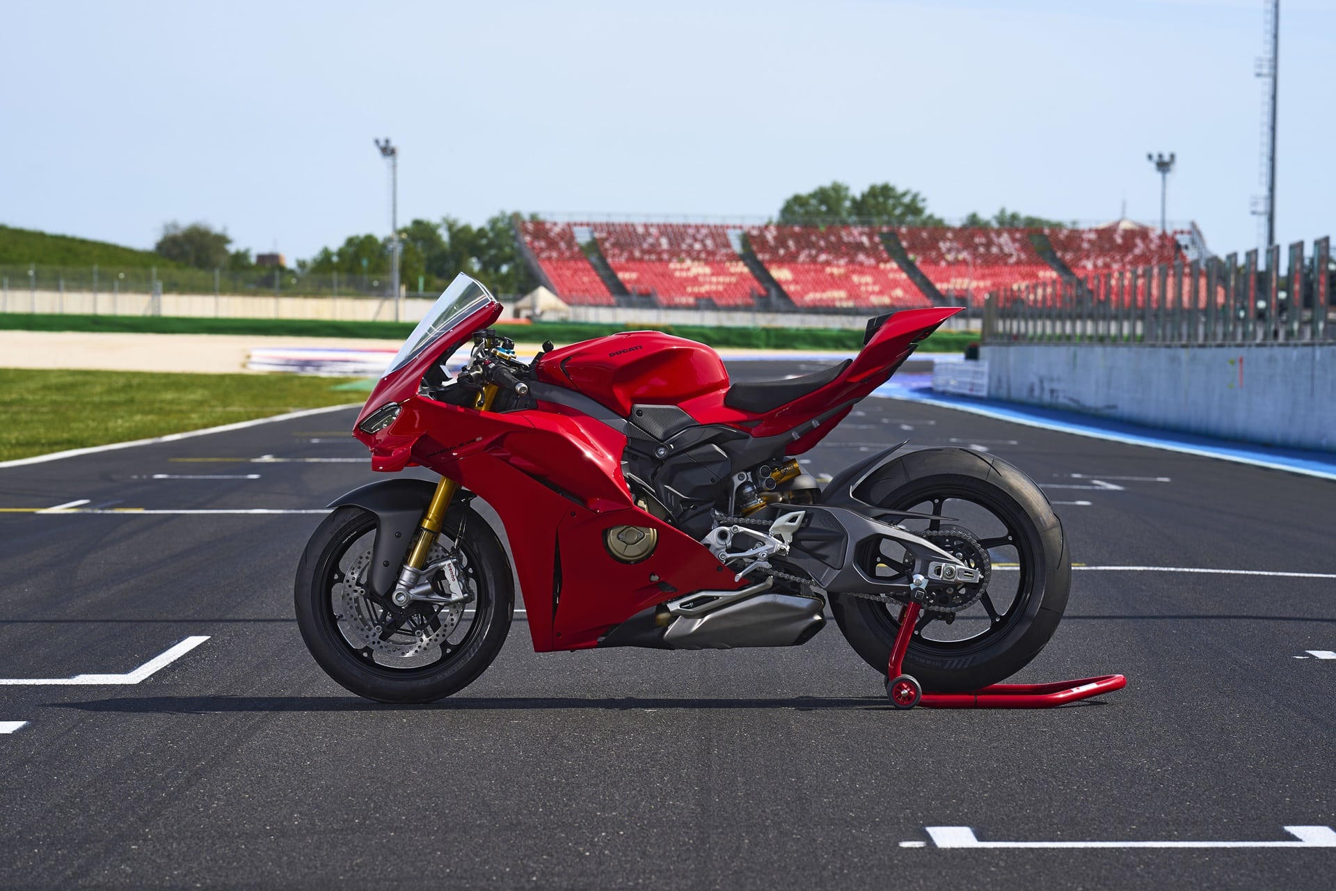Ducati Panigale V4 2025