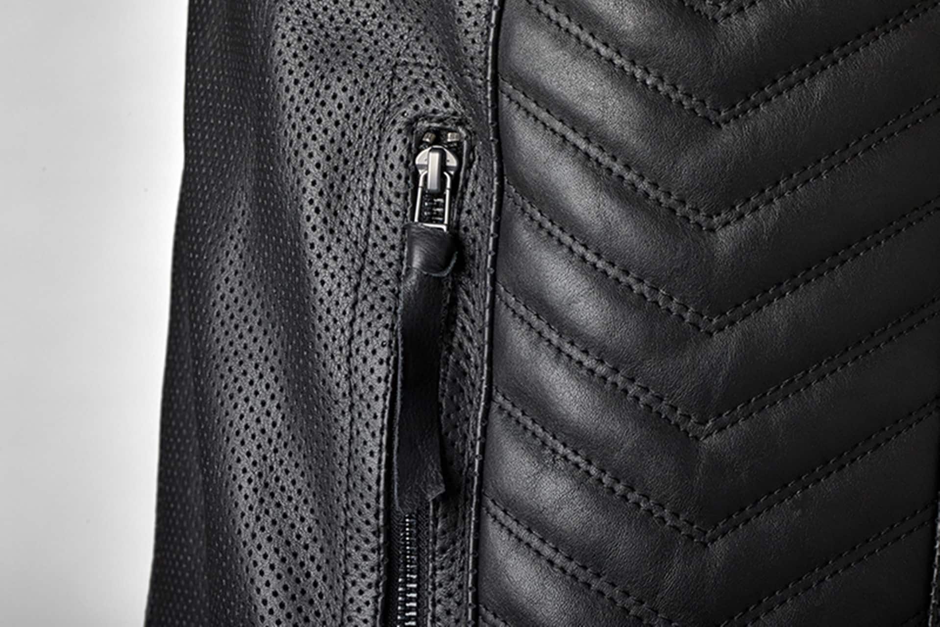 Roadster Air, la nueva chaqueta de RST con estilo vintage