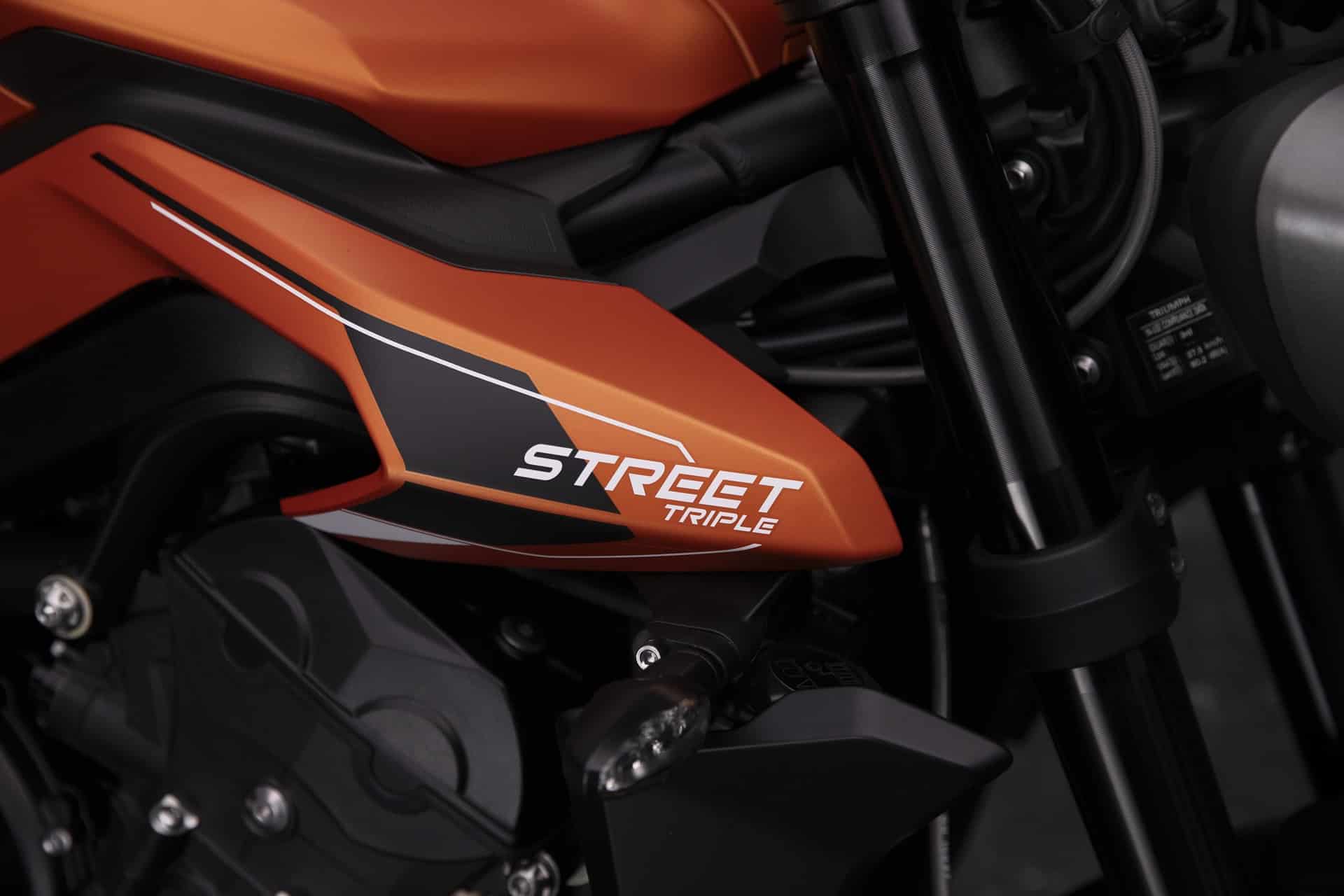 Triumph Street Triple 765 R A2