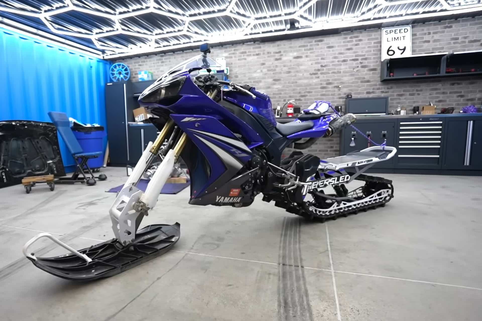 Yamaha YZF-R1