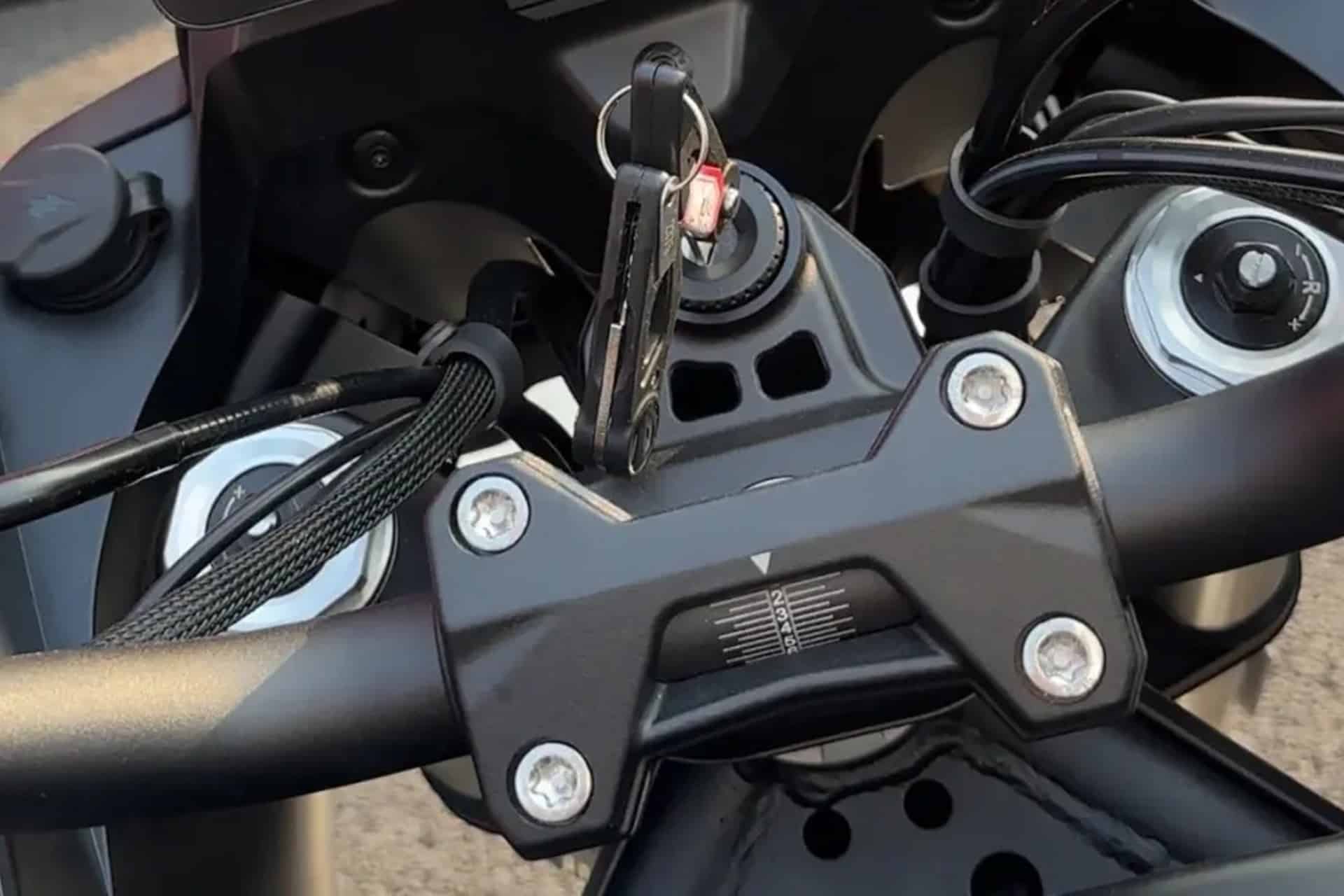 QJMotor SRT 600: La nueva apuesta de la firma china para los amantes del ADV de media cilindrada