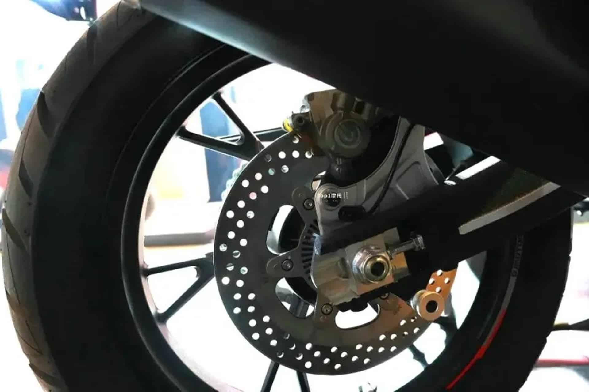 QJMotor SRT 600: La nueva apuesta de la firma china para los amantes del ADV de media cilindrada