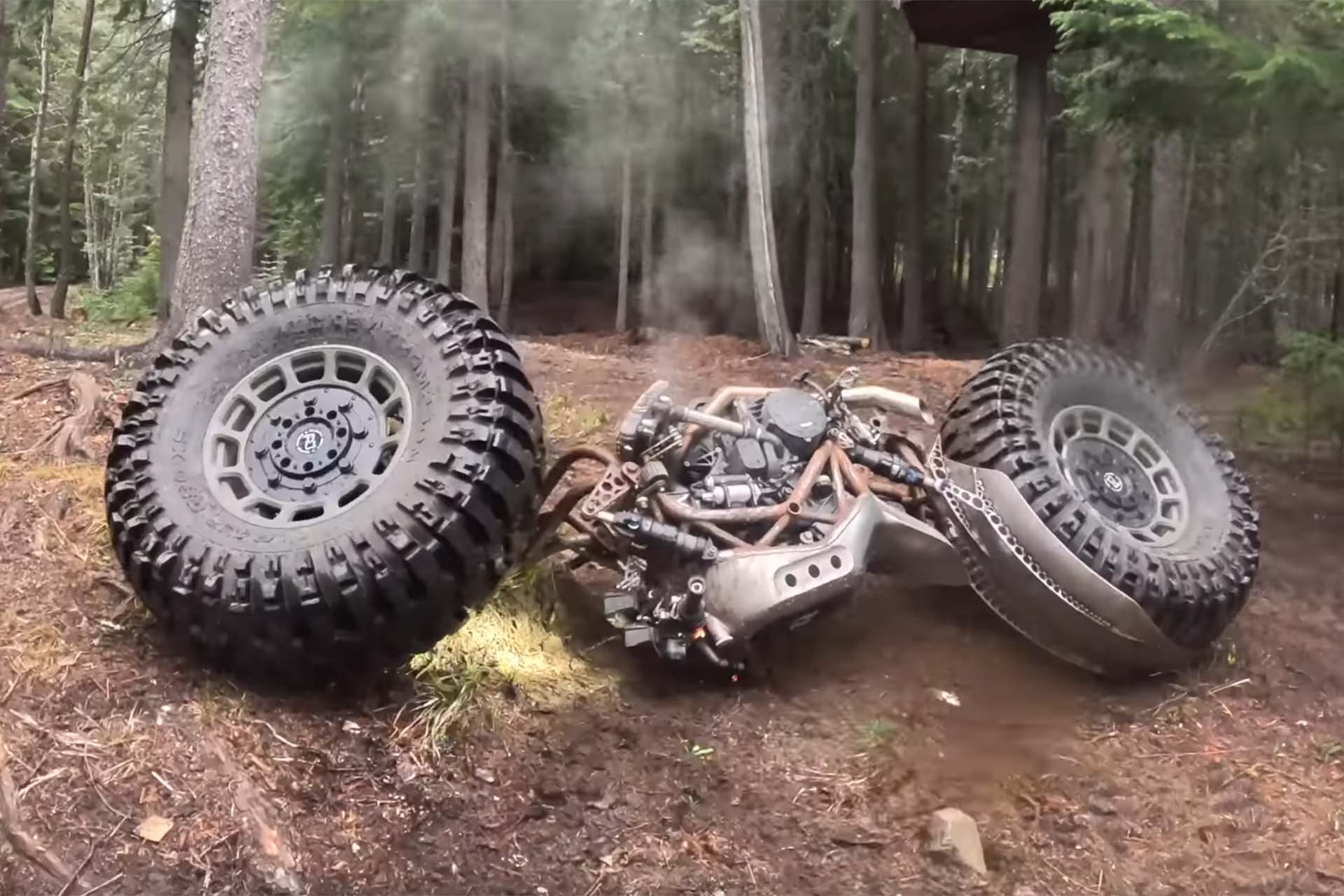 La posición natural de la moto monstruosa cuando quieres conducirla como una moto normal