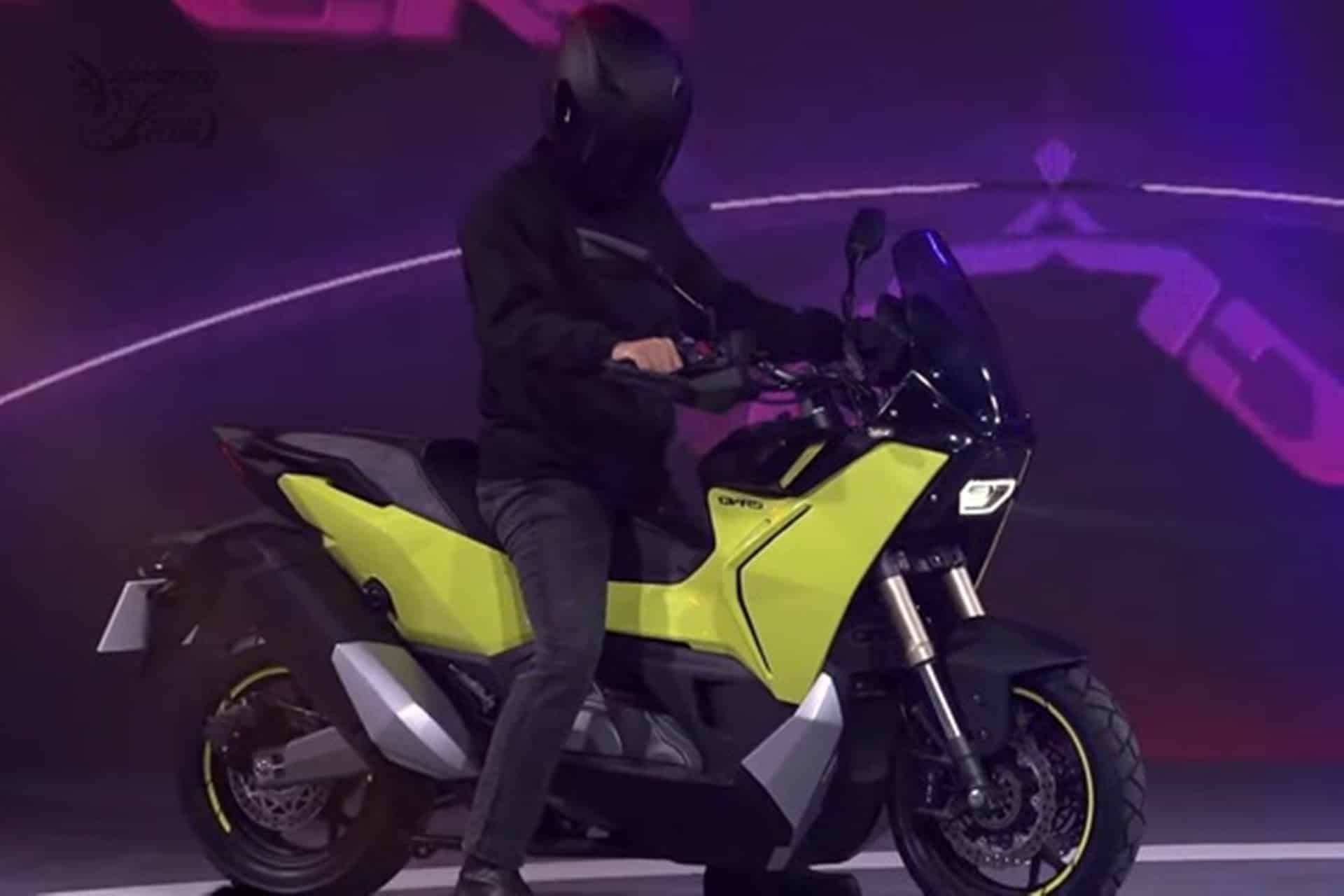 CV-R5 y RevoNEX: Así son los últimos concepts en los que trabaja KYMCO