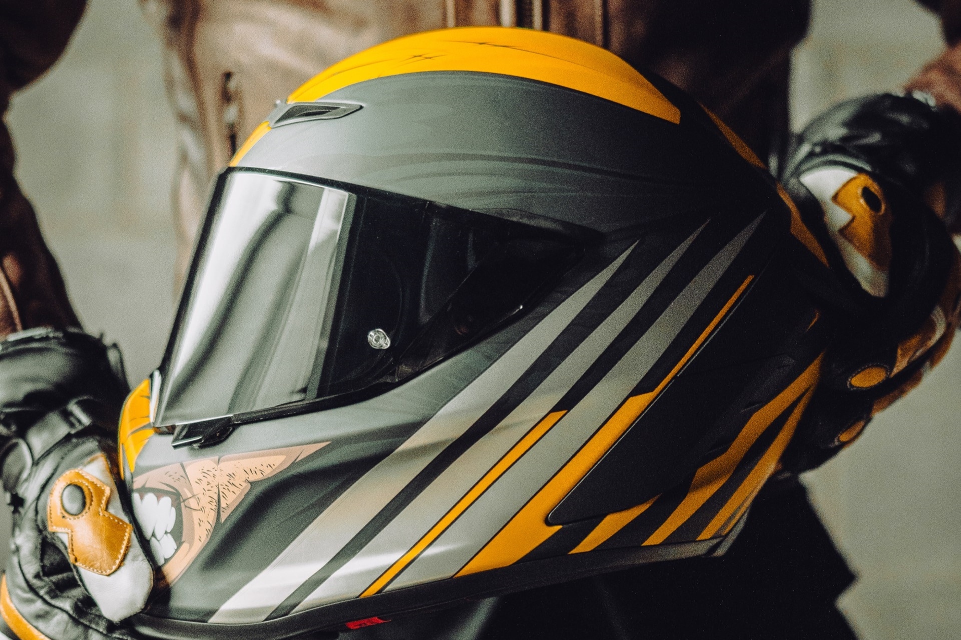 Ruroc presenta su nueva colección de cascos Eox inspirados en el universo Marvel