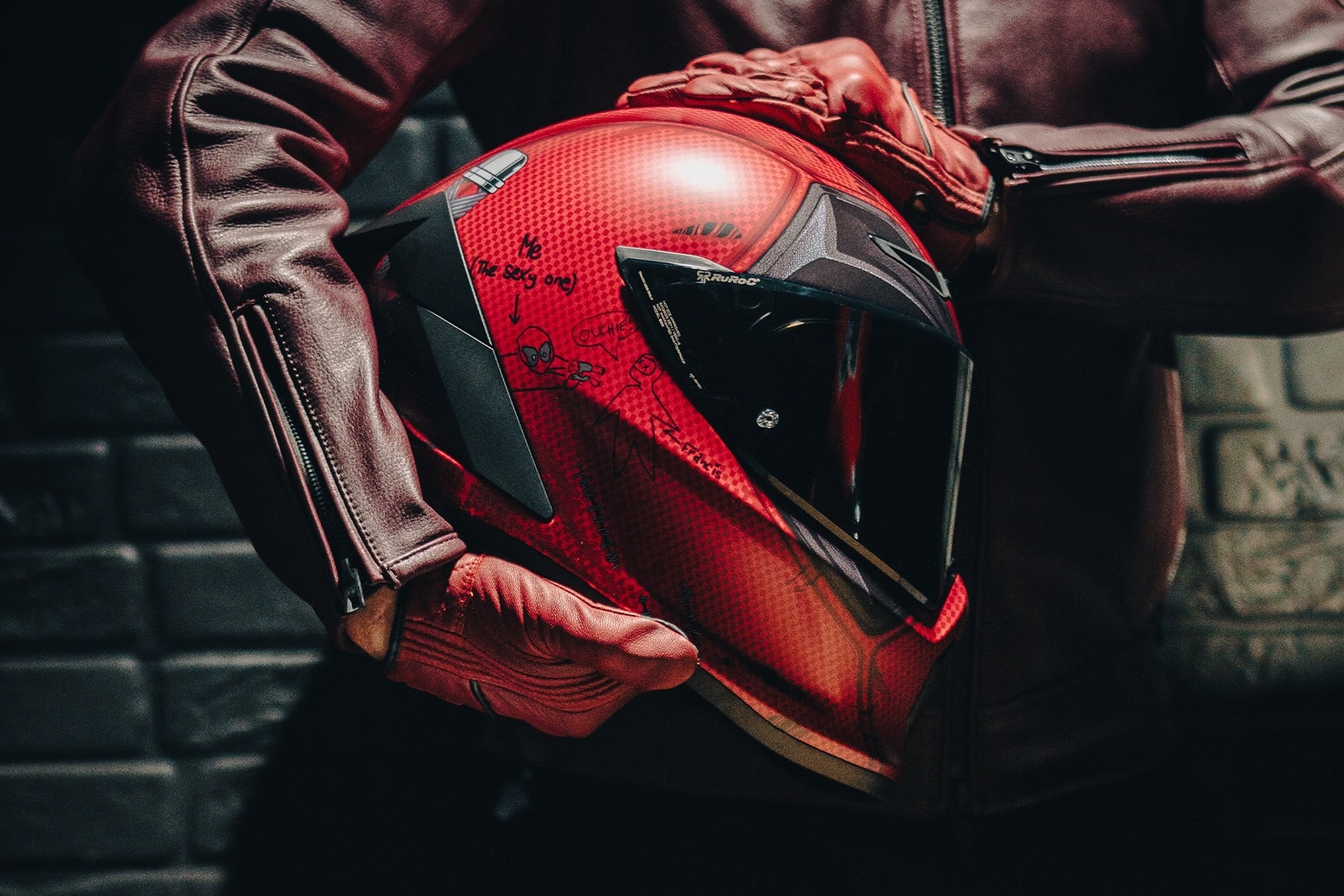 Ruroc presenta su nueva colección de cascos Eox inspirados en el universo Marvel
