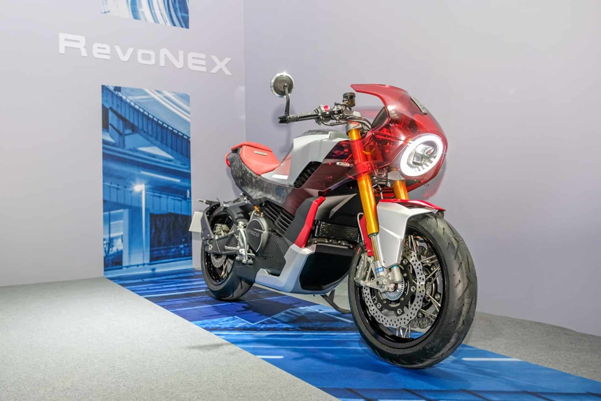 CV-R5 y RevoNEX: Así son los últimos concepts en los que trabaja KYMCO