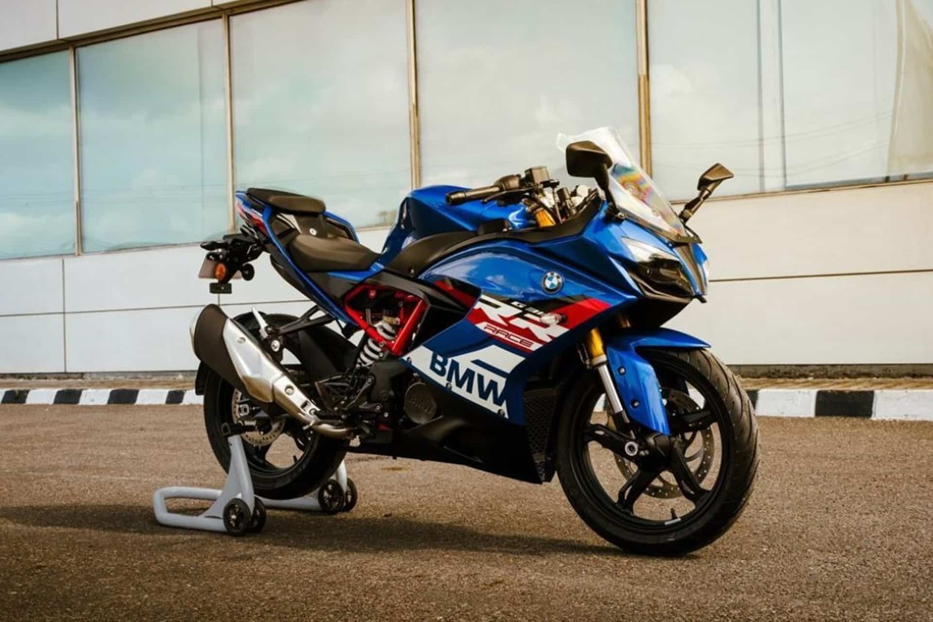 La BMW G 310 RR se viste de azul "Passion" para este verano 2024