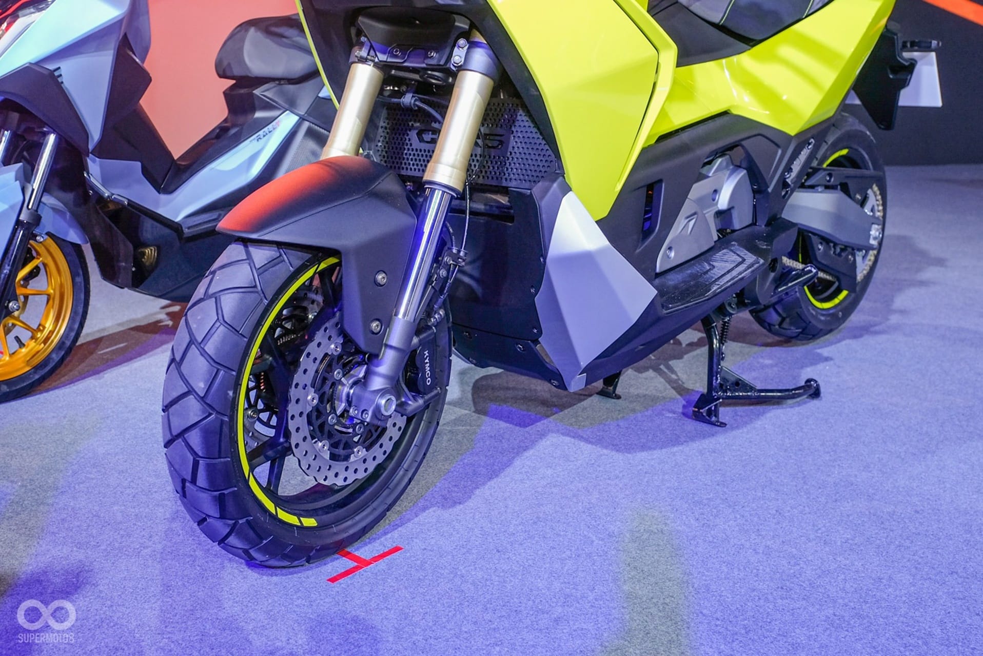 CV-R5 y RevoNEX: Así son los últimos concepts en los que trabaja KYMCO