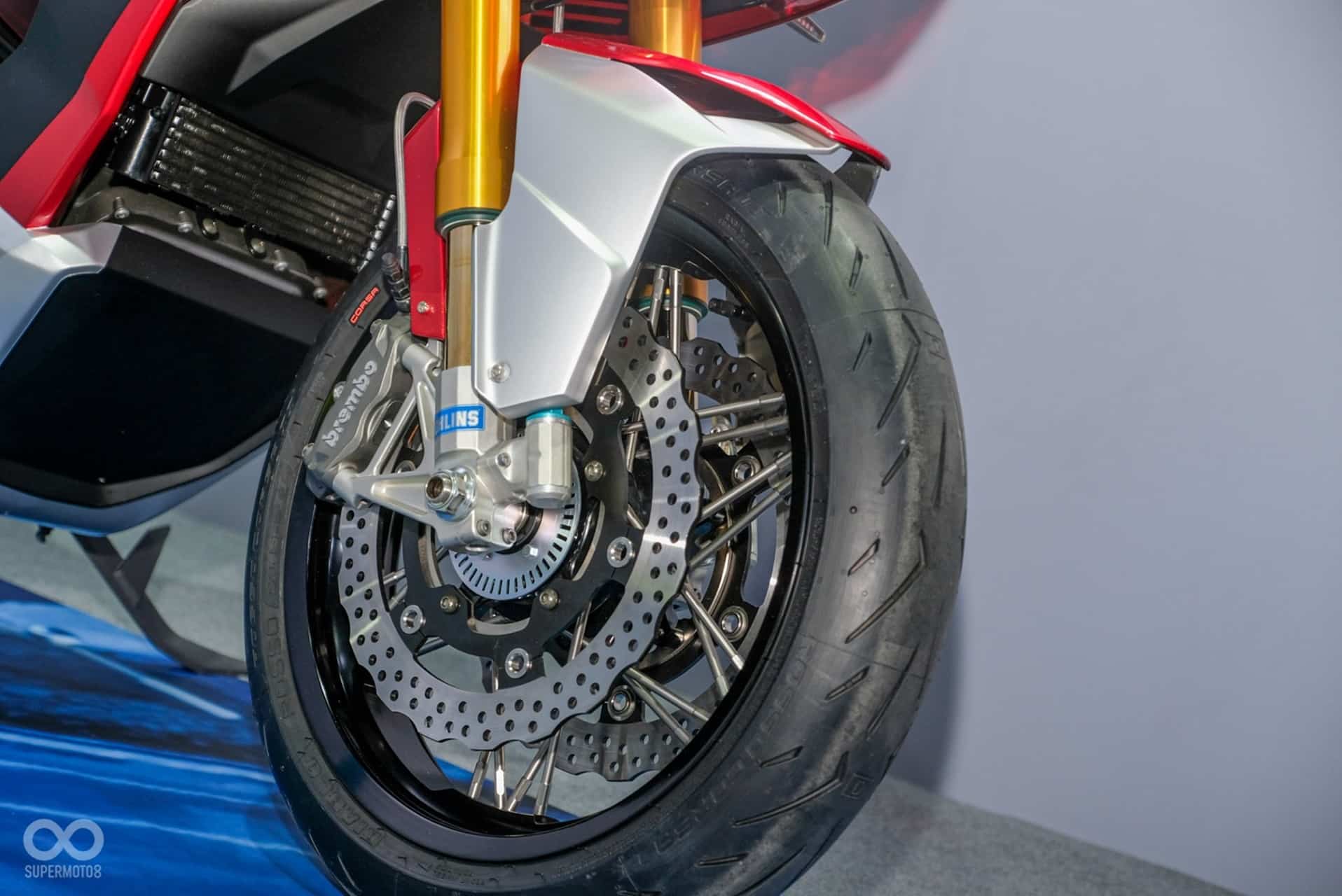 CV-R5 y RevoNEX: Así son los últimos concepts en los que trabaja KYMCO