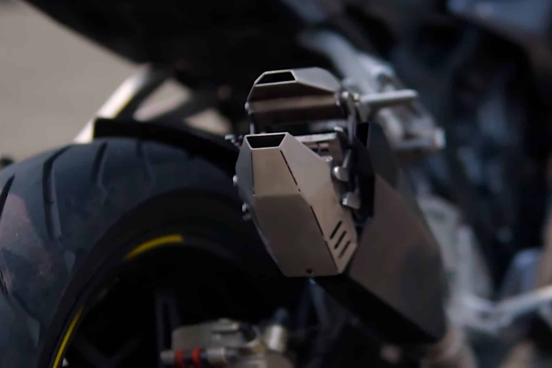 Escape 3 Tech Racing Evolution Tridente Scorpion