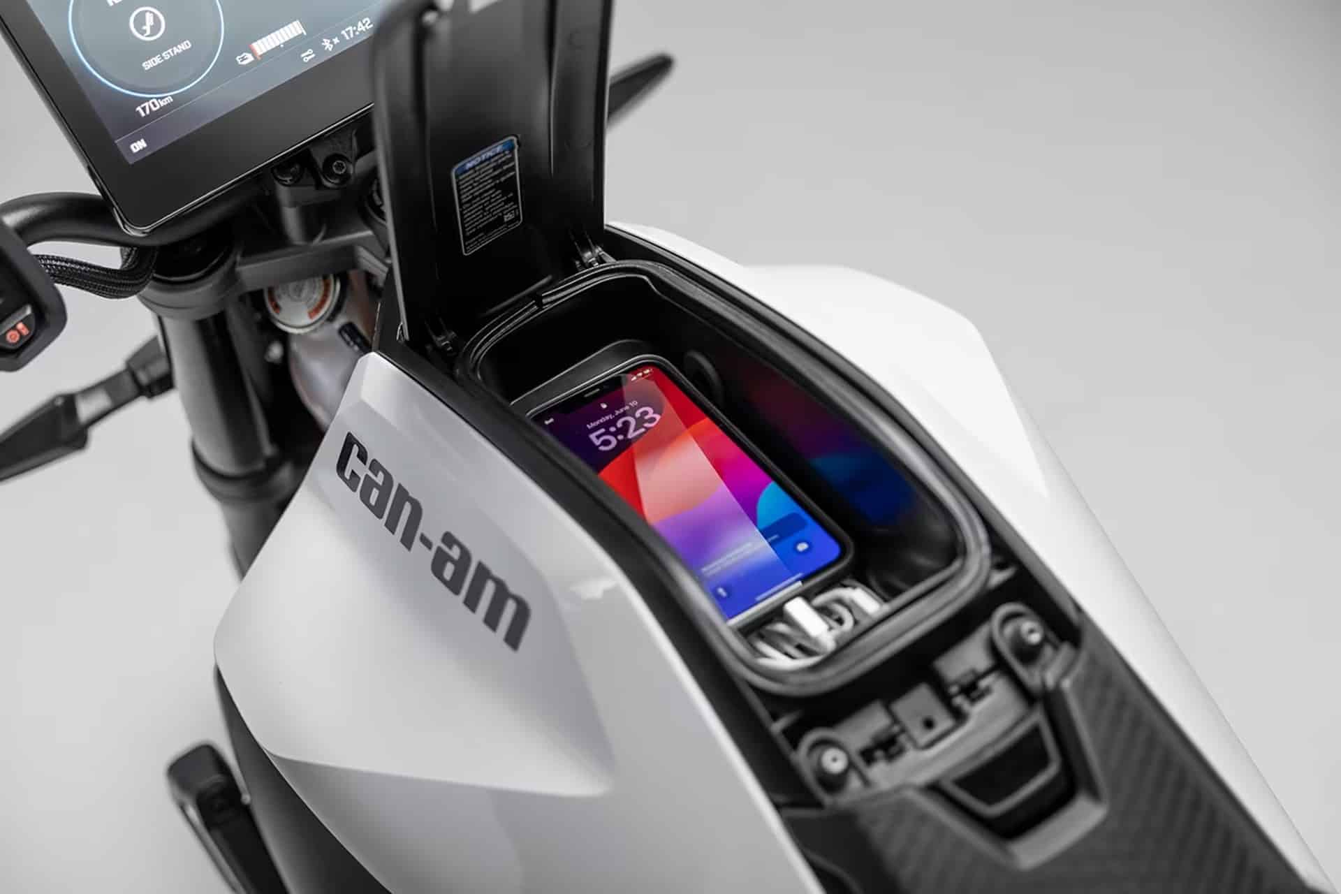 Can-Am inaugura su gama eléctrica de motocicletas con las nuevas Pulse y Origin 2025