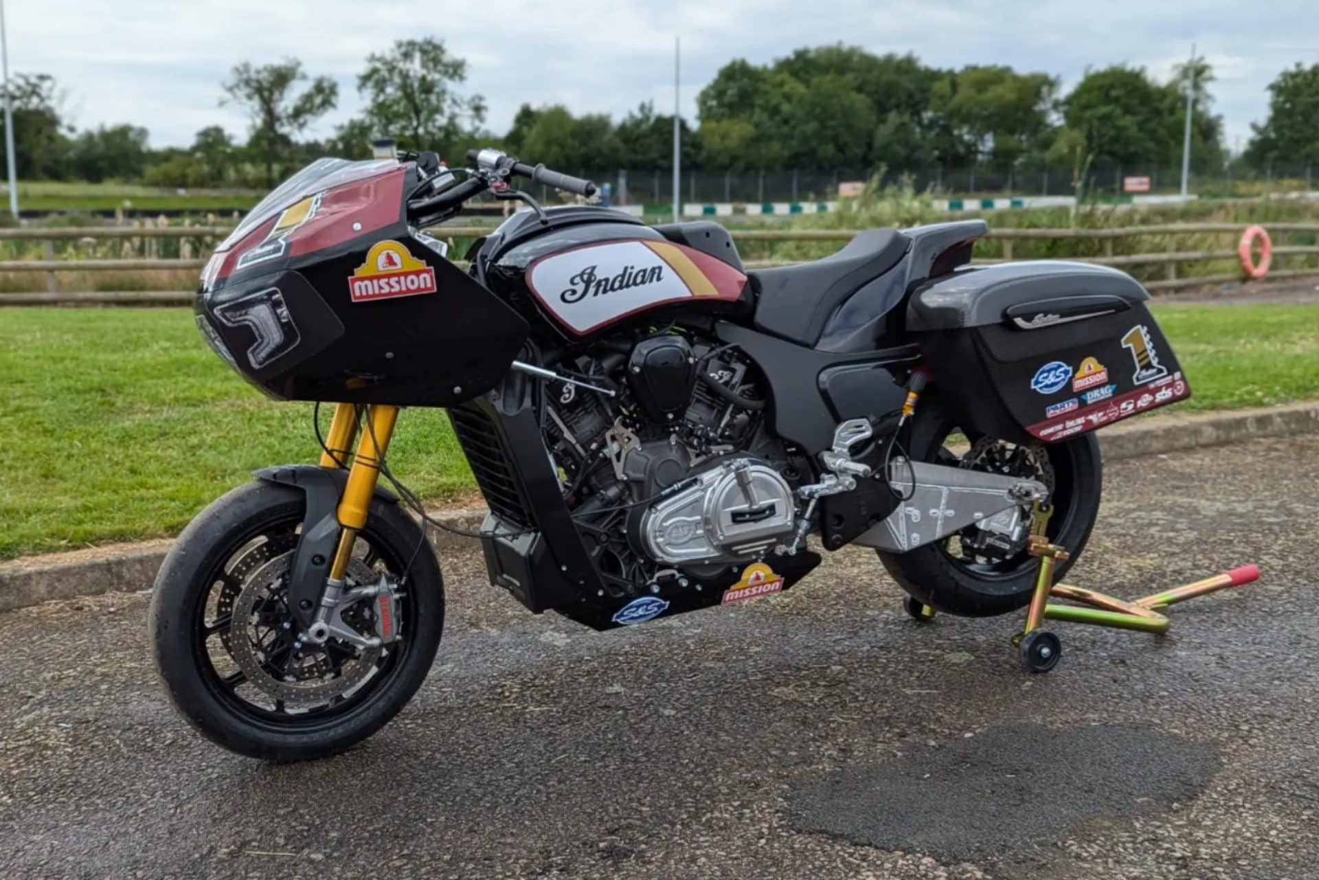 Indian Challenger RR King of the Baggers