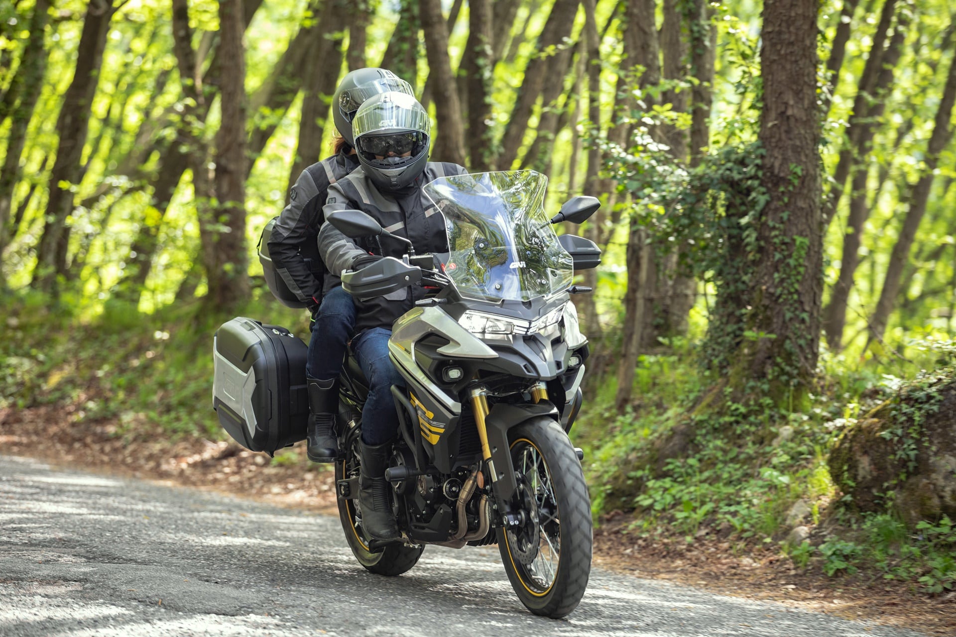 Trekker Lite, la nueva maleta de GIVI con hasta 35 litros de capacidad