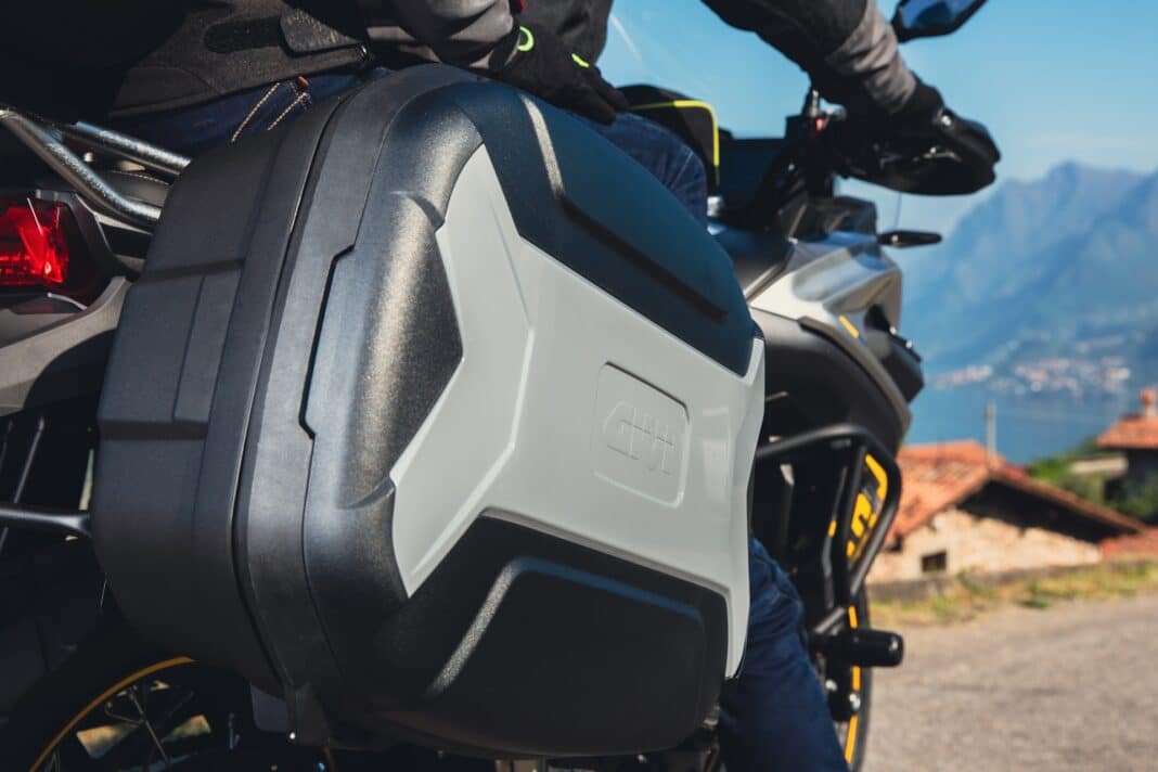 Trekker Lite, la nueva maleta de GIVI con hasta 35 litros de capacidad