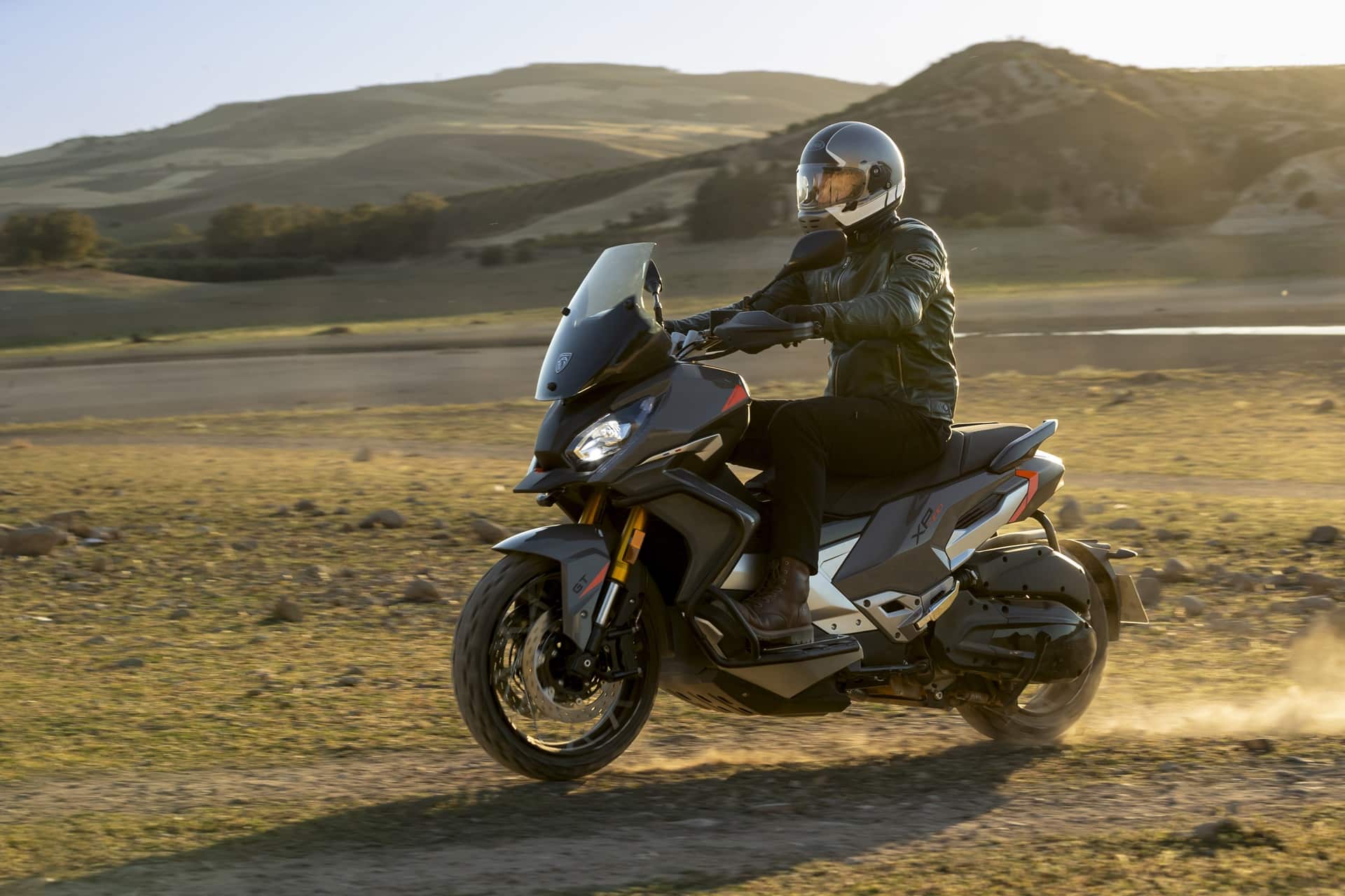 El XP400 Allure mas cerca que nunca con la atractiva campaña veraniega de Peugeot Motorcycles